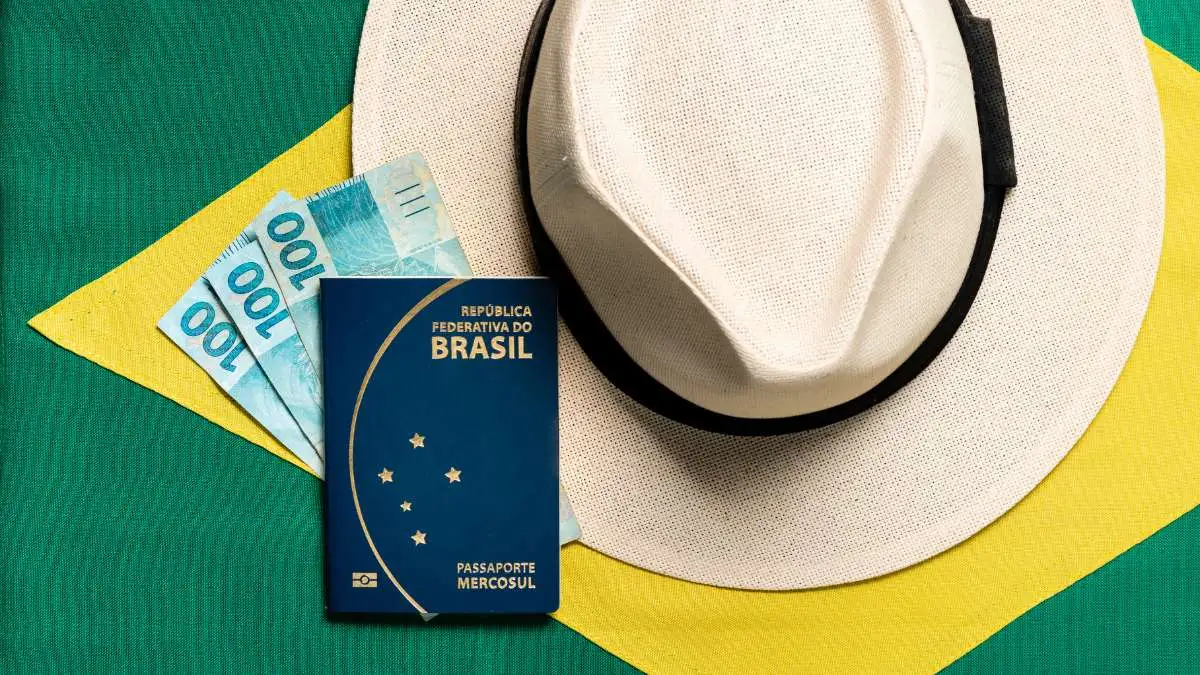 Precisa de passaporte para viajar dentro do Brasil